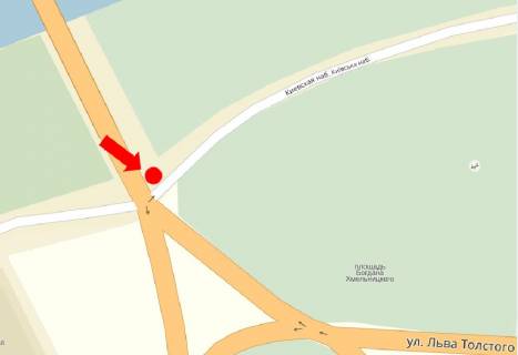 Призма  в Ужгороде, 3x6  Хмельницького пл. / Київська набережна, виїзд з мосту на площу - 448792 схема