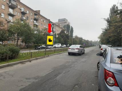 Ситилайт  в Киеве, 1.8x1.2  Гаврилишина вул. (колиш. вул. Василевської), 12, роздільник, в сторону Лук'янівки фото 1