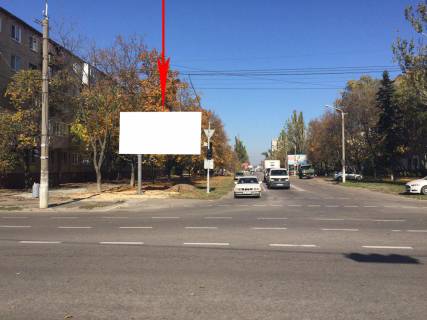 Билборд B в Днепр (Днепропетровск) Калнишевського пр. (колиш. Косіора вул.), 72 - Хмельницького пр. (колиш. Героїв Сталінграда вул.), на світлофорі фото 1