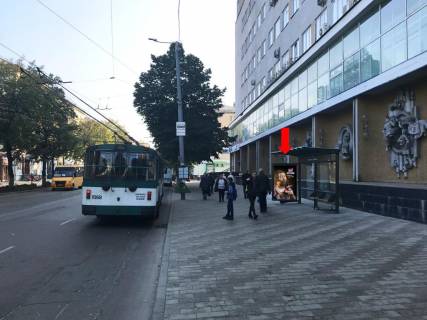 Ситилайт A в Житомире, 1.8x1.2  Київська вул., 22 / вул. Покровська (колиш. вул. Щорса), зупинка «Укртелеком», з центру фото 1