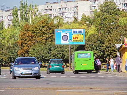 Билборд A в Харькове, 3x6  Нескорених (кол. Героїв Праці) вул., 37, зупинка "Володимирська церква", (1), в центр фото 1