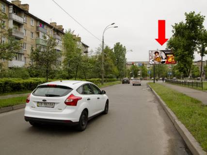 Билборд  в Киеве, 3x6  Тампере вул., 17/2 - пр. Миру, на світлофорі, в сторону бул. Верховної Ради фото 1