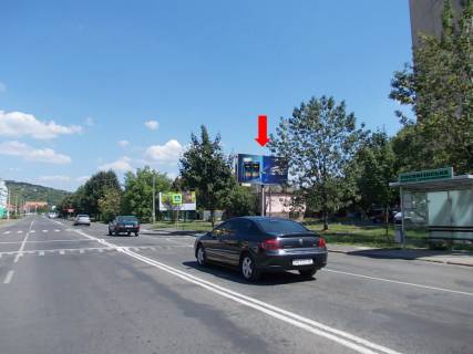 Билборд A в Мукачеве, 3x6  Росвигівська вул. - Немировича-Данченка вул., біля зупинки фото 1