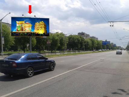 Билборд  в Львове, 3x6  Стрийська вул., 59 / Трускавецька вул., роздільник, з центру фото 1