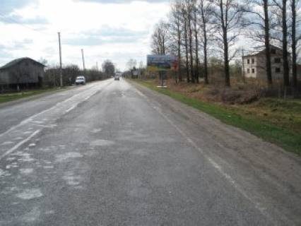 Billboard A in Tysmenitsa, 3x6  V'izd z boku Kieva, (2) Photo 1