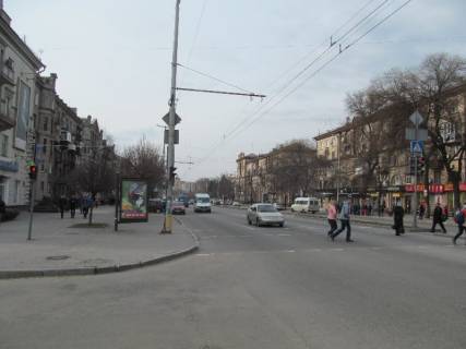 Билборд B в Запорожье, 1.8x1.2  Соборний пр. (колиш. Леніна пр.) - Миру вул. фото 1