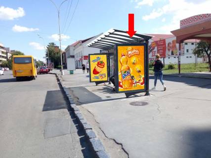 Ситилайт A в Ужгороде, 1.8x1.2  Свободи пр., 2, в бік Кирила і Мефодія пл., зупинка фото 1
