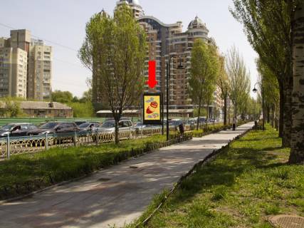 Ситилайт  в Киеве, 1.8x1.2  Українки бул., 7а, на світлофорі, в сторону пл. Л. Українки фото 1