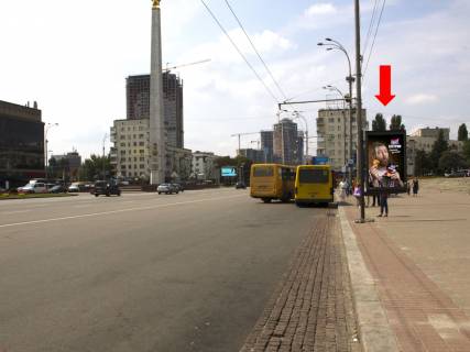 Ситилайт A в Киеве, 1.8x1.2  Галицька площа (Перемоги пл.)., 2, біля Цирку, в сторону Повітрофлотського мосту фото 1