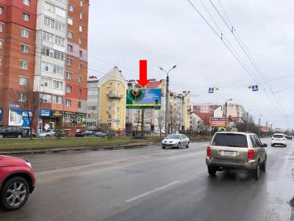 Билборд B в Ивано-Франковске, 3x6  Івасюка вул., 14, біля зупинки фото 1