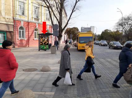 Ситилайт  в Ужгороде, 1.8x1.2  Шандора Петефі пл., 15, центр, в сторону вул. Станційна, зупинка фото 1
