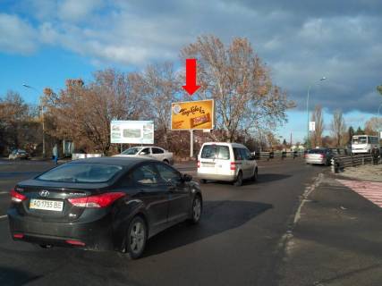 Призма  в Ужгороде, 3x6  Хмельницького пл. / Слов''янська набережна, перед мостом - 448787 фото 1