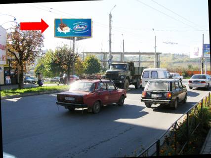 Билборд  в Черновцах, 3x6  Героїв Майдану вул. (кол. Червоноармійська вул.), 115 / Сергія Скальда (Комарова) вул., з центру фото 1
