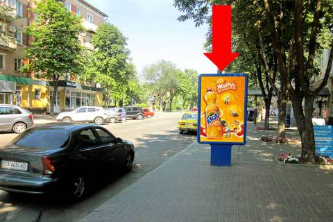 Ситилайт  в Черкассах, 1.8x1.2  Хрещатик вул., біля Укрсоцбанку, з боку ТРЦ "Хрещатик-сіті" фото 1