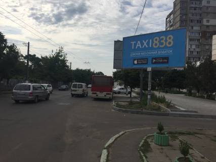 Билборд  в Одессе, 3x6  Філатова вул., 7 - Варненська вул., в центр фото 1