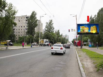 Призматрон, Призма  у Києві, 3x6  Коласа вул., 25 - вул. Юри, на світлофорі, біля "АТБ", в сторону Кільцевої дороги - 445328 Фото 1