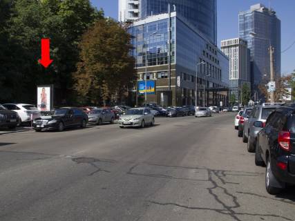 Ситилайт B в Киеве, 1.8x1.2  Мечникова вул., 6, біля БЦ "Парус", ресторанів, в сторону вул. Басейна фото 1