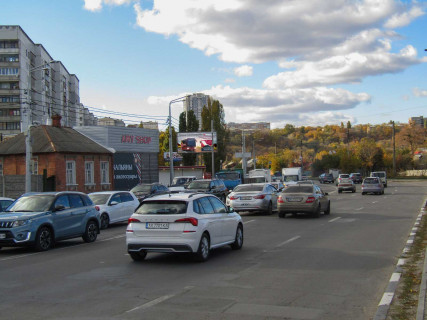 Prismatron, Prism B in Kharkiv, 3x6  Матюшенка вул., 7б/1 - 667757 Photo 1