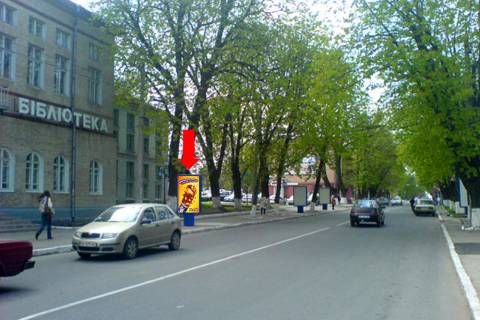 Ситилайт B в Хмельницком, 1.8x1.2  Театральна вул., 28 / Грушевского вул., біля Обласної наукової бібліотеки фото 1
