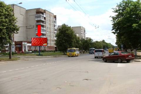 Билборд  в Луцке, 3x6  Відродження пр. / Олімпійська (колишня Писаревського) вул., біля зупинки фото 1
