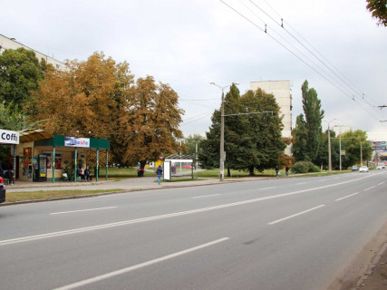 Ситилайт B в Харькове, 1.8x1.2  Гвардійців-Широнінців вул., 27 фото 1