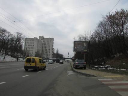 Скроллер A в Киеве Миколи Міхновського бульвар (Дружби Народів бульвар). - Верхний пер. - 294489 фото 1