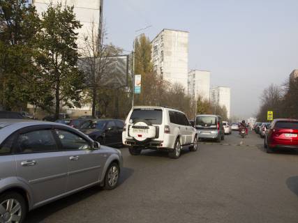 Билборд B в Киеве, 3x6  Голосіївська вул., 9, навпроти, в сторону вул. Саперно-Слобідської фото 1