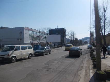 Билборд B в Львове Хмельницького вул., 188, радіоринок фото 1