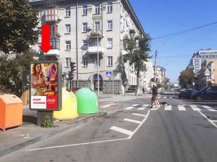 Ситилайт B в Киеве, 1.8x1.2  Спаська вул., 13 - вул. Волоська, в сторону Набережної фото 1