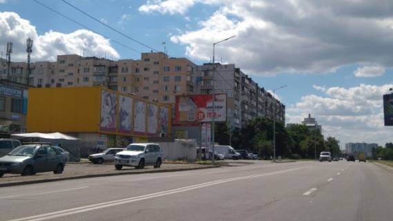 Билборд B в Киеве Райдужна вул., 13, біля супермаркету Фуршет фото 1