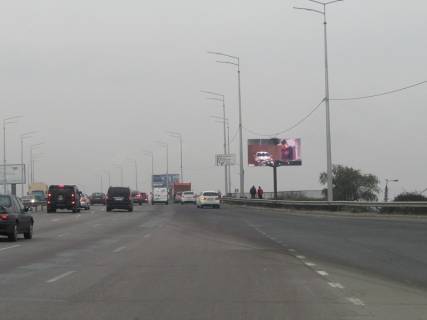 Видеоборд A в Киеве Наддніпрянське шосе, ст.м. "Видубичі", Південний міст, в центр, прайс за трансляцію ролика 10 сек 1вихід/90 сек, з 0:00 до 23:59 - 402050 фото 1