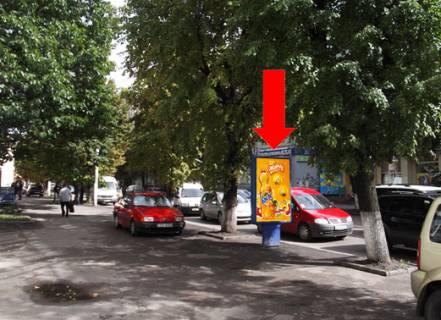 Citylight  in Zhytomyr, 1.8x1.2  Berdicivs'ka st., 7 / Teatral'na st., bila magazinu "Brejn", Avtodoroznogo koledzu, na svitlofori Photo 1