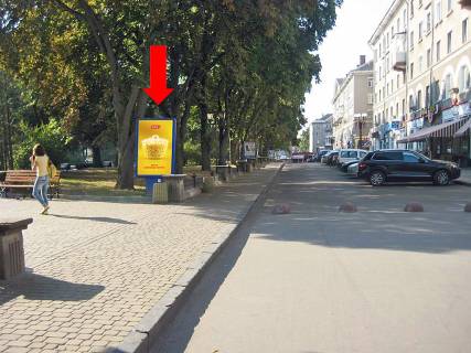 Ситилайт B в Тернополе, 1.8x1.2  Шевченка бул., біля кафе "Пиріжкова" фото 1