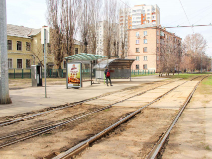 Ситилайт B в Харькове, 1.8x1.2  Тарасенка (кол. Плеханівська) вул., 94, зупинка "Добровольців" (Молодої Гвардії), з центру фото 1