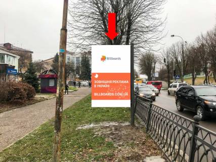 Ситилайт B в Ровно, 1.8x1.2  Чорновола вул., 39 / вул. Олекси Новака (Приходька)., з центру фото 1