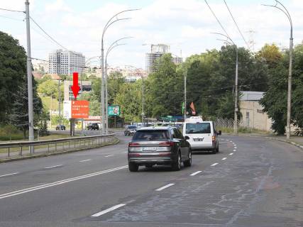 Билборд B в Киеве, 2.3x3.14  Протасов Яр вул., 39, в сторону вул. Федорова фото 1