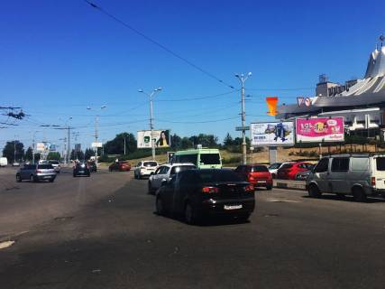 Призма A в Днепр (Днепропетровск), 6х3  вул. Князя Володимира Великого (Плеханова) (цирк), ТРК Мост Сіті центр, Антошка, Спортмастер, Центральний міст - 223224 фото 1