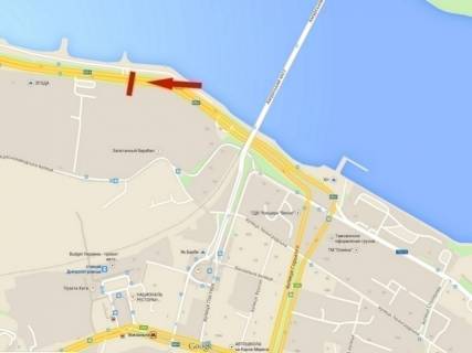 Билборд B в Днепр (Днепропетровск), 6х3  вул.Наб. Заводська, за залізничним мостом, з центру схема