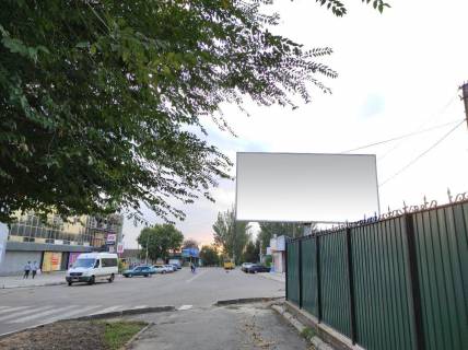 Білборд, Бігборд (Борд)  A у Марганці, 6х3  м. Марганець, перехрестя вул.Київська та І. Молодця (поблизу буд. 7 по вул.І. Молодця) Фото 1