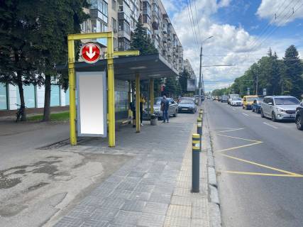 Нестандарт B в Днепр (Днепропетровск), 0,80х1,91  Вул.Січеславська Набережна (Набережна Леніна), біля буд.39, перед вул.Ливарна фото 1