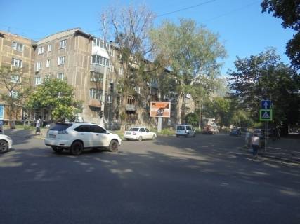 Бэклайт A в Днепр (Днепропетровск), 3,14х2,32  вул. Князя Володимира Великого (Плеханова), перехрестя з вул.Ю. Словацького, світлофор, в центр фото 1