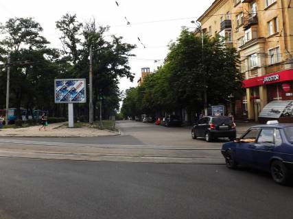 Scrolller, Scroll  in Dnipro (Dnipropetrovsk) av.D.Avornic'kogo - Soborna plosa - 261312 Photo 1