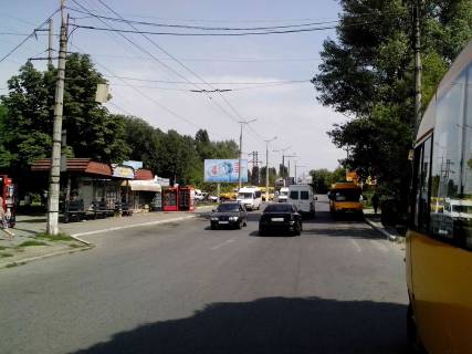 Билборд B в Днепр (Днепропетровск), 6х3  ул.Панікахи, 119, біля зупинки, тупик тролейбусів фото 1