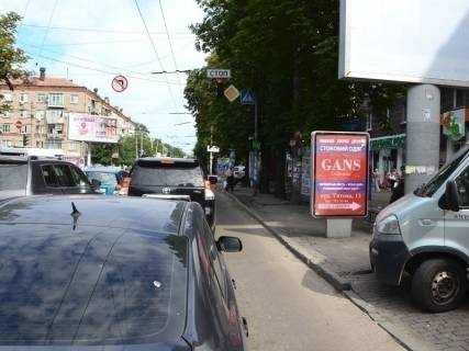 Ситилайт A в Днепр (Днепропетровск), 1,2x1,8  вул.Незалежності (Титова), 13, перехрестя з пр. Олександра Поля (Кірова) (супермаркет Сільпо) фото 1