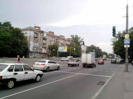Призма  в Днепр (Днепропетровск) пр. Богдана Хмельницького (Героїв Сталінграда), 20 - вул.Олександра Щербакова (Стромцова, Вакуленчука) - 261525 фото 1