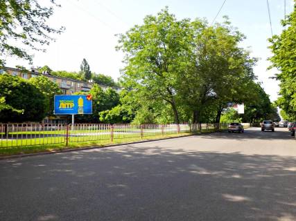 Билборд  в Днепр (Днепропетровск) пр-т. Олександра Поля (Кірова), ТЦ "Славутич", вниз фото 1