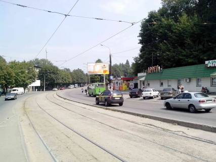 Билборд A в Днепр (Днепропетровск), 6х3  пр.Івана Мазепи, маг.АТБ, навпроти маг.ПІК, базар, до центру фото 1