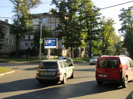 Бэклайт  в Днепр (Днепропетровск) вул. Володимира Антоновича (Свердлова) , 49 - вул. Степана Бандери (Шмідта) фото 1