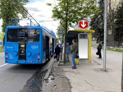 Нестандарт A в Днепр (Днепропетровск), 0,74х1,58(перф)  Пр. Дмитра Яворницького (Карла Маркса), біля буд.19, Дніпровська Політехника фото 1