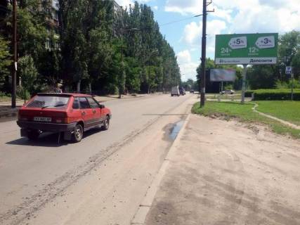 Билборд A в Днепр (Днепропетровск) Мануйловский пр.., 23, в сторону Слобожанський (Газети "Правда") пр, перед "McDonalds", выезд на центральный мост фото 1